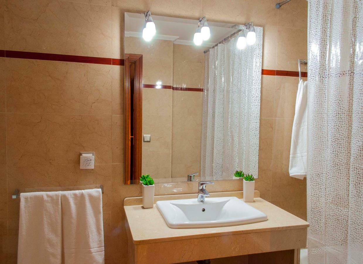 Apartamento Centrico Con Parking Privado Cordoba Exterior photo